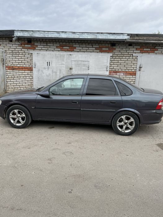 Opel vectra b 1996г