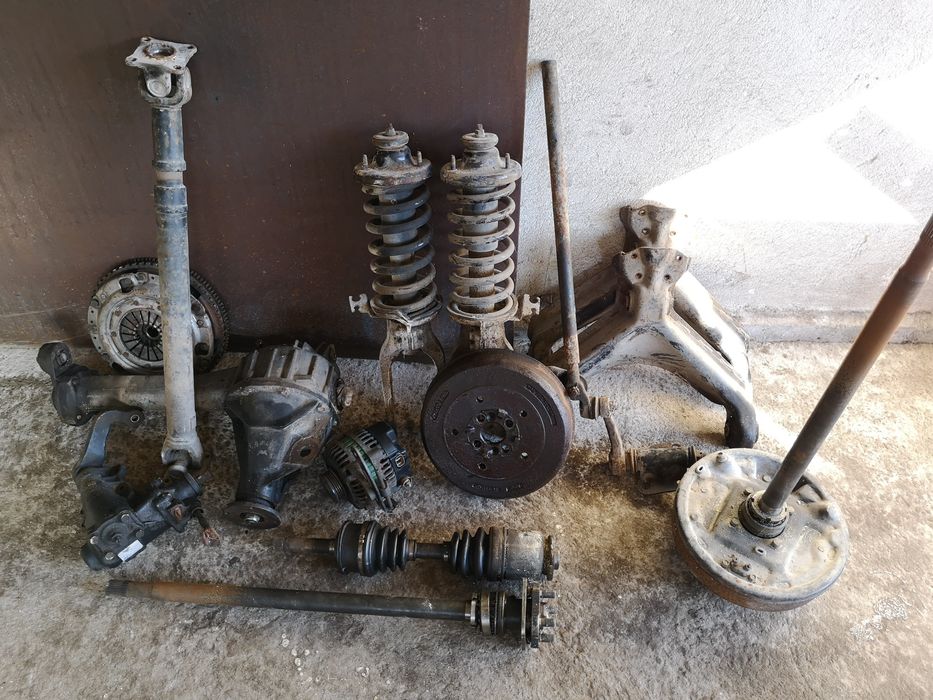 Киа Спортидж на части