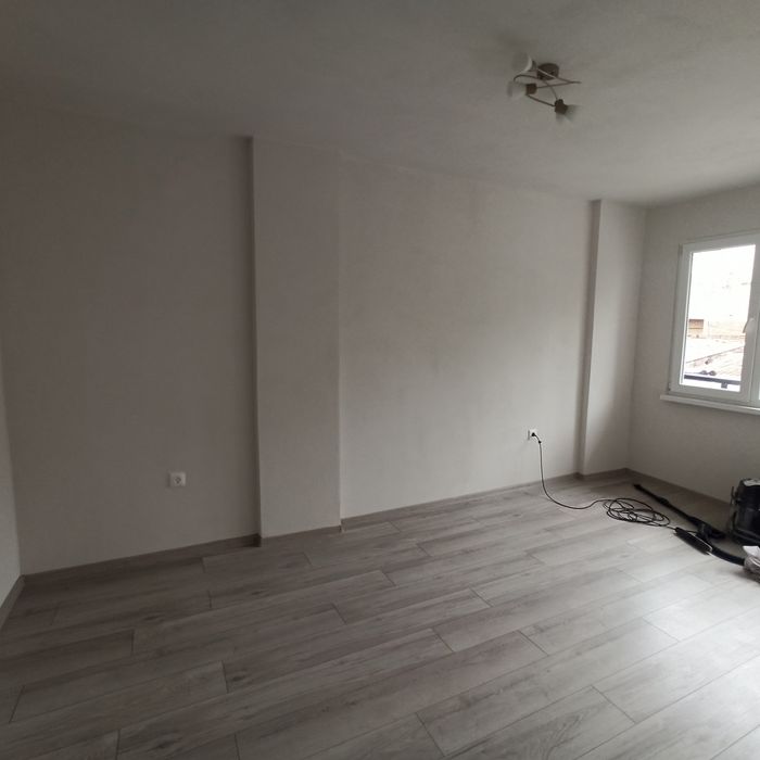 Продава се Двустаен апартамент в Казанлък - 62 кв.м за 1775 €/кв.м - Снимка #8