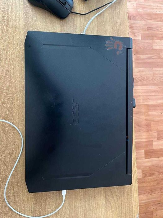 ACER Nitro AN515-555