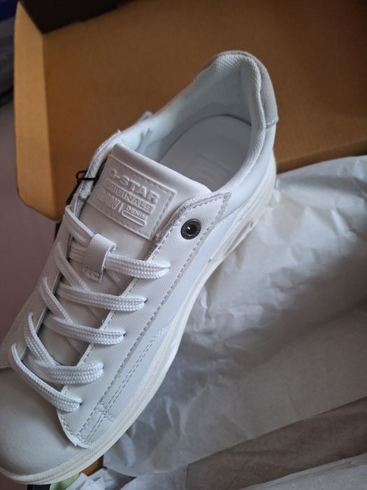 Нови сникърси на G-star