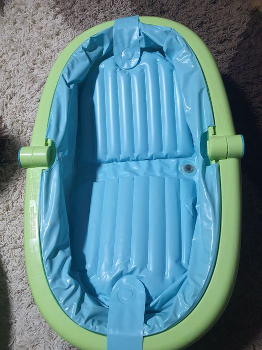 Cădiță bebeluș "0-2 ani", gonflabilă și pliabilă, stare f buna!