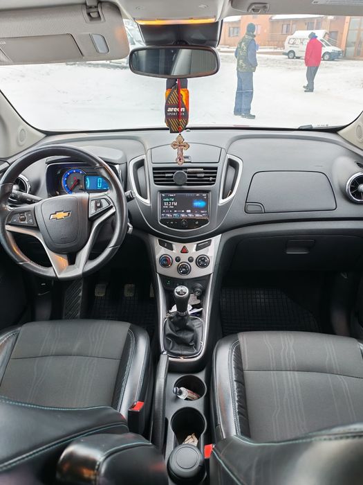 Vând Chevrolet Trax