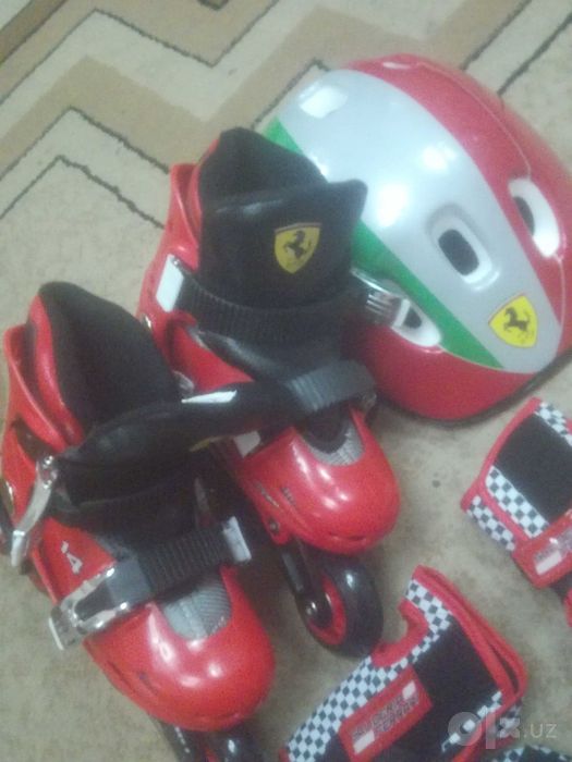Продам детский Роликовый коньки Ferrari