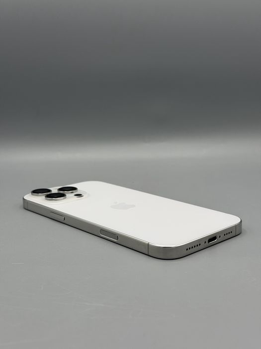 iPhone 16 Pro Max / 256 GB / Baterie 91% / 453 Cicluri / White Titanium / Impecabil / Garantie un an