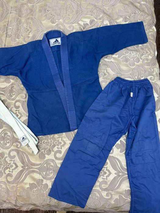 Продам форму для дзюдо