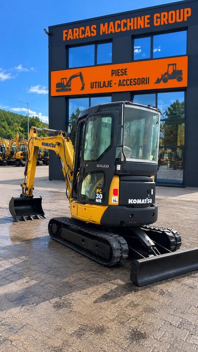 Komatsu PC30MR   3200 kg