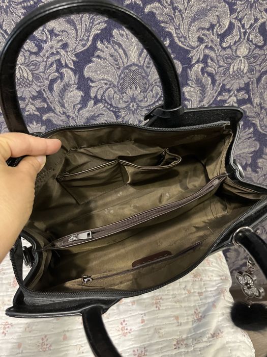 Продам Женскую  кожанную сумку