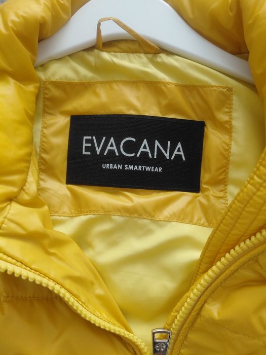 Продам женский жилет.