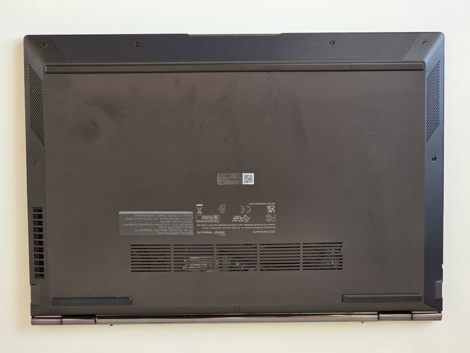 Лаптоп Asus Zenbook 14 UM3402YAR-KP731W, 2.6K дисплей