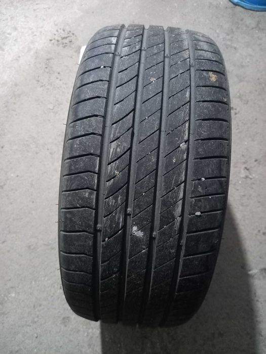 Продам шины 225/45/17