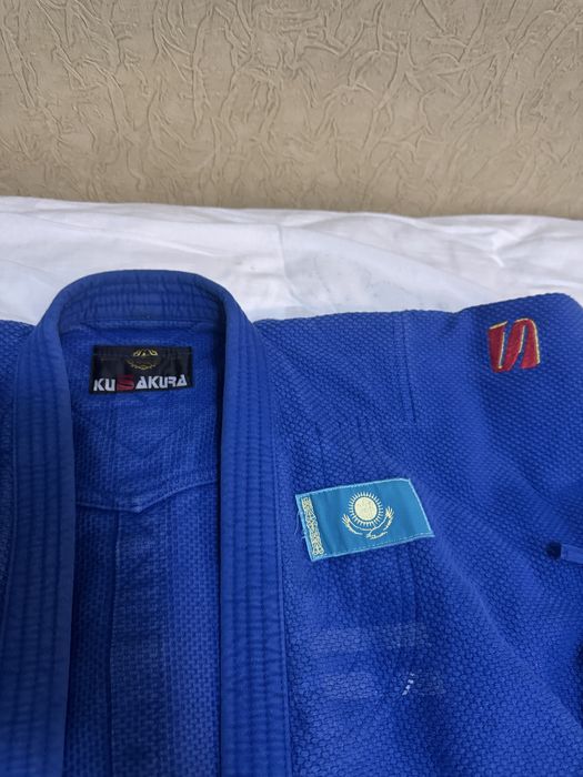 Продам кимано для дзюло