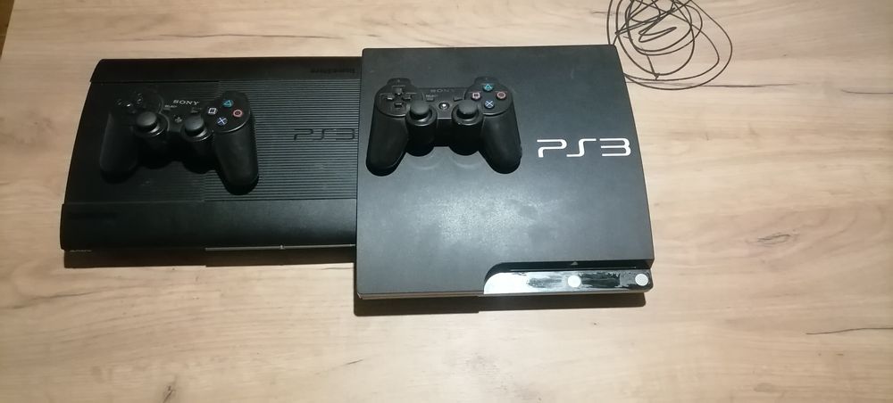 Pls 3  slim  sotiladi aybi yo'q Yaponiyadan kelgan pult orginal