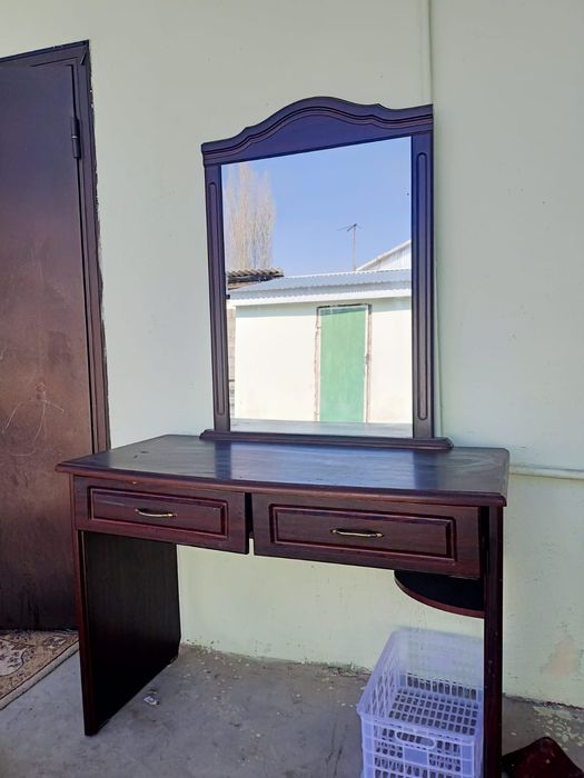 Мебель срочна продаются бу