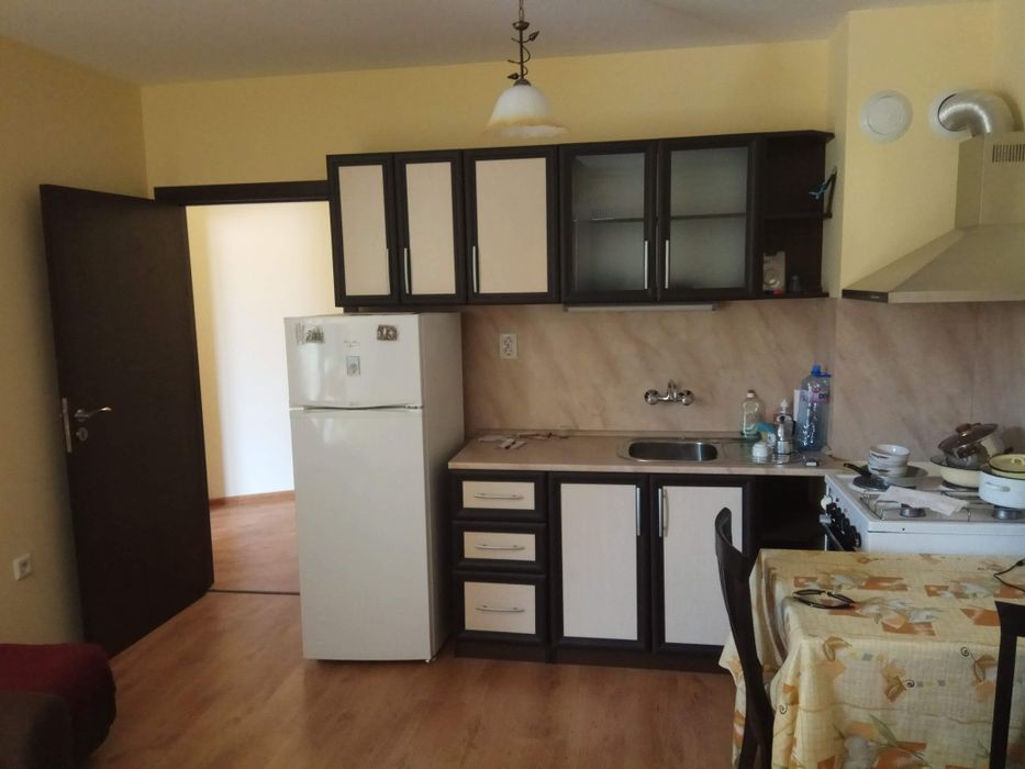 Дава се под наем Двустаен апартамент в Велико Търново, Акация - 50 кв.м за 382.5 € - Снимка #1