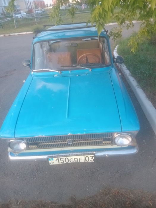 Машина Москвич-412