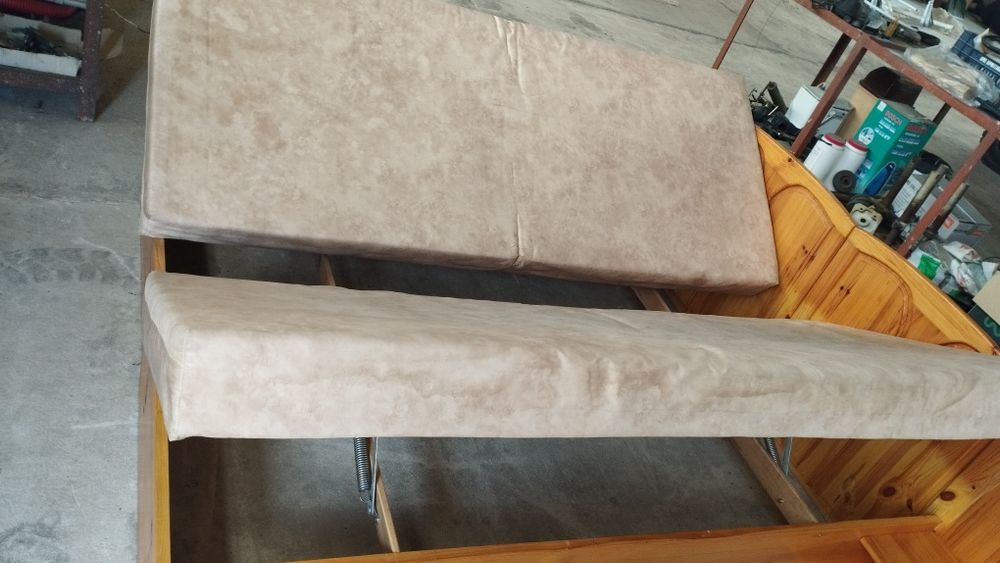 Две легла / спалня с матраци