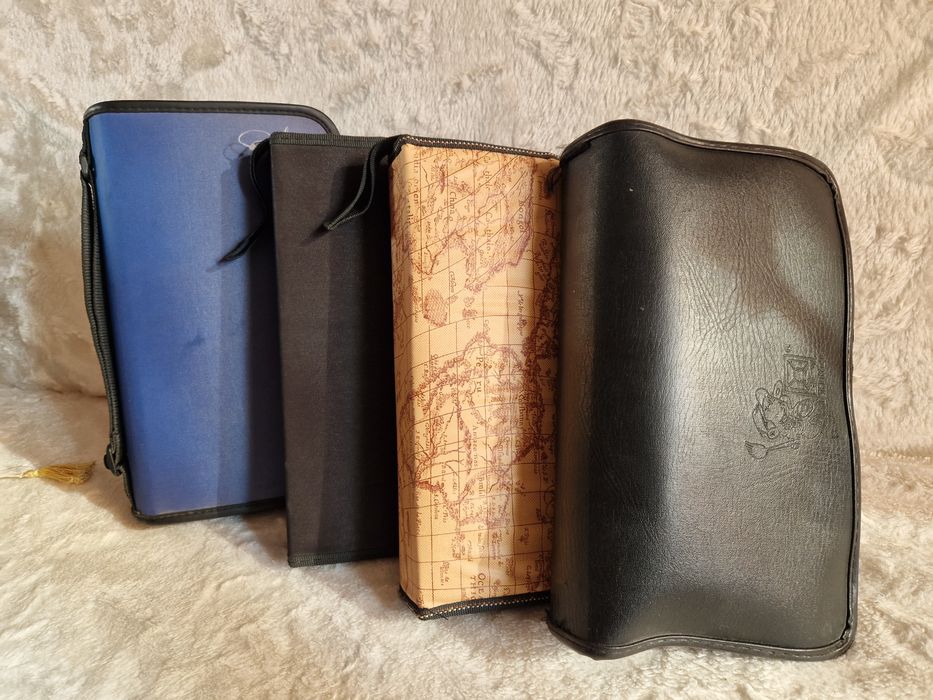 Продам папки с колекцией дисков CD/DVD