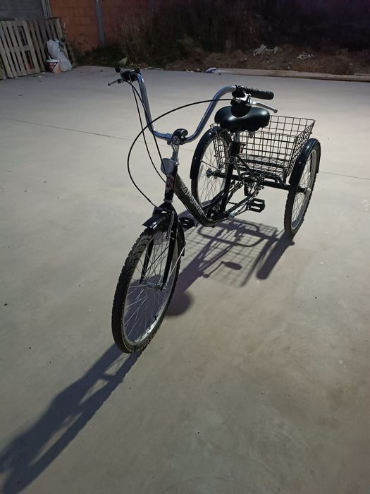 Vând tricicletă adulti