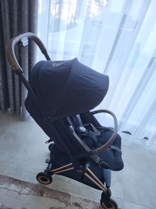 Vând cărucior Cybex Coya