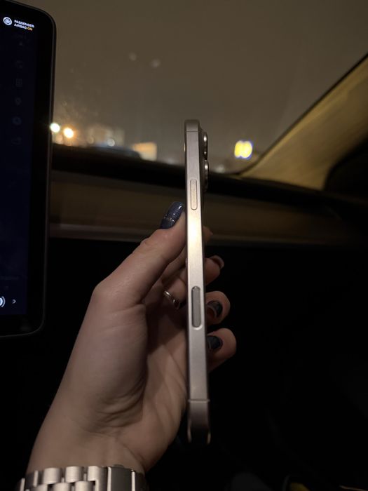  Iphone 16 PRO MAX