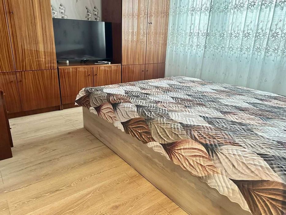 Дава се под наем Тристаен апартамент в Варна, Автогара - 79 кв.м за 548.25 € - Снимка #3