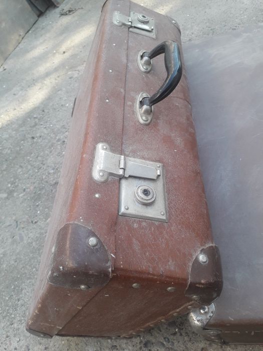 Чемодан советский