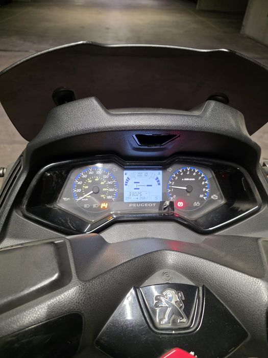 Scuter Piaggio MP3 2016 400cc