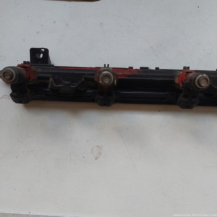 Rampa Injectoare Volkswagen Golf Iv Variant (1J5) [ 1999 - 2006 ] Oem 036133319