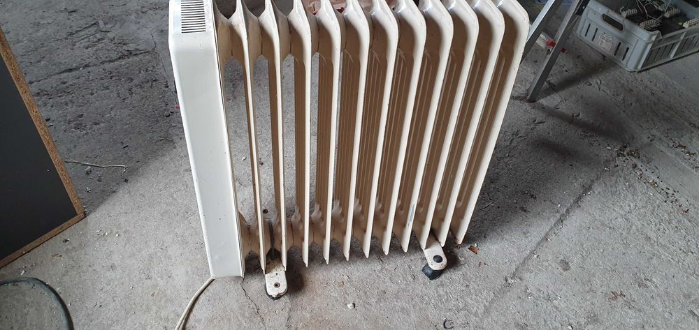 Продавам немски маслен радиатор Ротел / Rotel, 2000kW