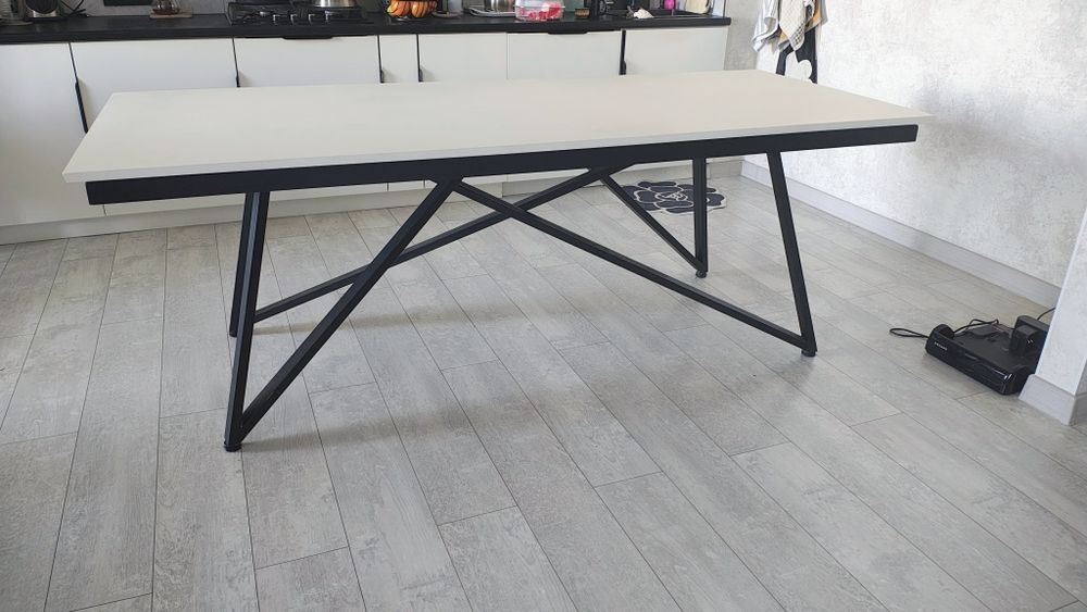 Продам стол, недорого