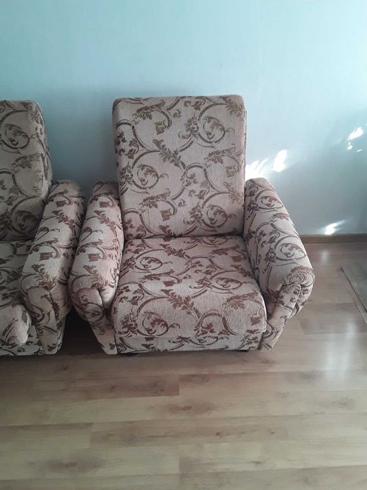 Мягкий уголок (диван и 2 кресла)