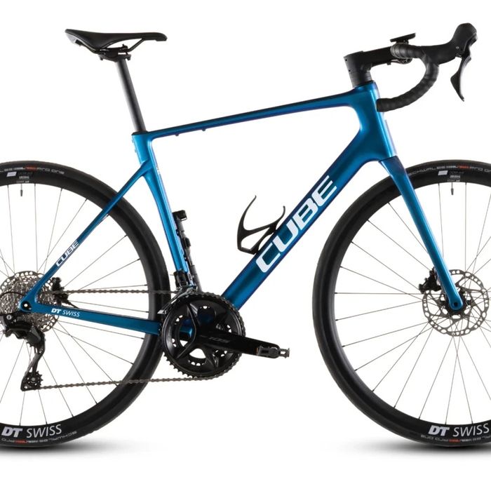 Bicicleta Cube attain carbon c:62 105 nou 56 si 58