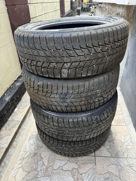 Зимняя резина 215/55/17
