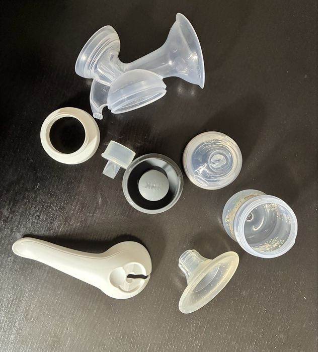 NUK manual breast pump