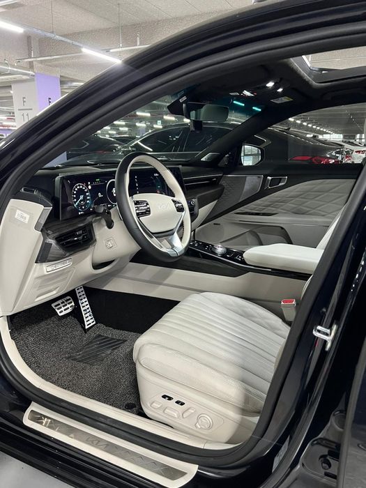 Kia k8 Premium auto Full option. Киа к8