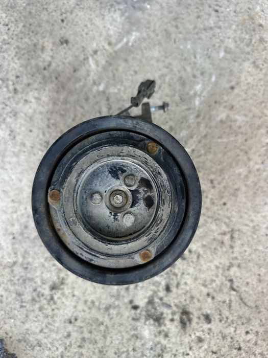 Компресор климатик Хюндай Санта Фе / Hyundai Santa Fe 2.7