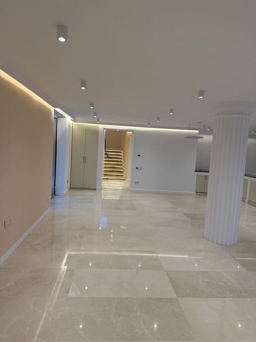 Faianțar montat gresiei, regips, zugrăveală