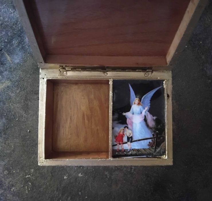 Cutie muzicală pentru bijuterii, suveniruri, cadou. Music box