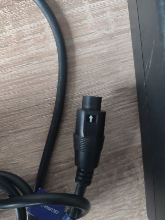 Încărcător bicicleta electrica