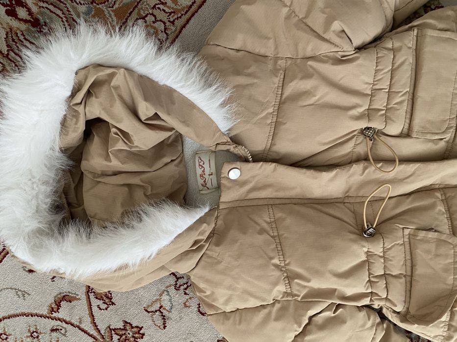 Куртка сатылады кыздарга