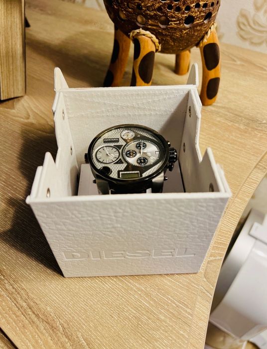 Часы мужские DIESEL