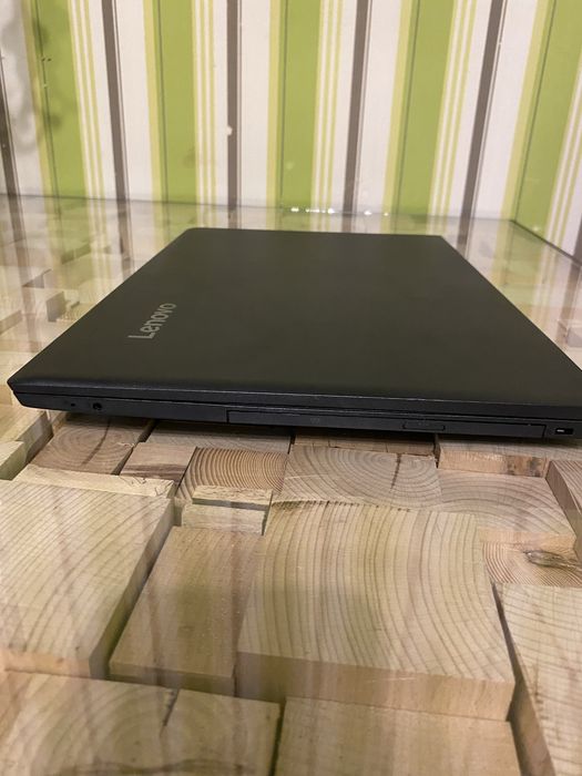 Laptop Lenovo i5-7200U