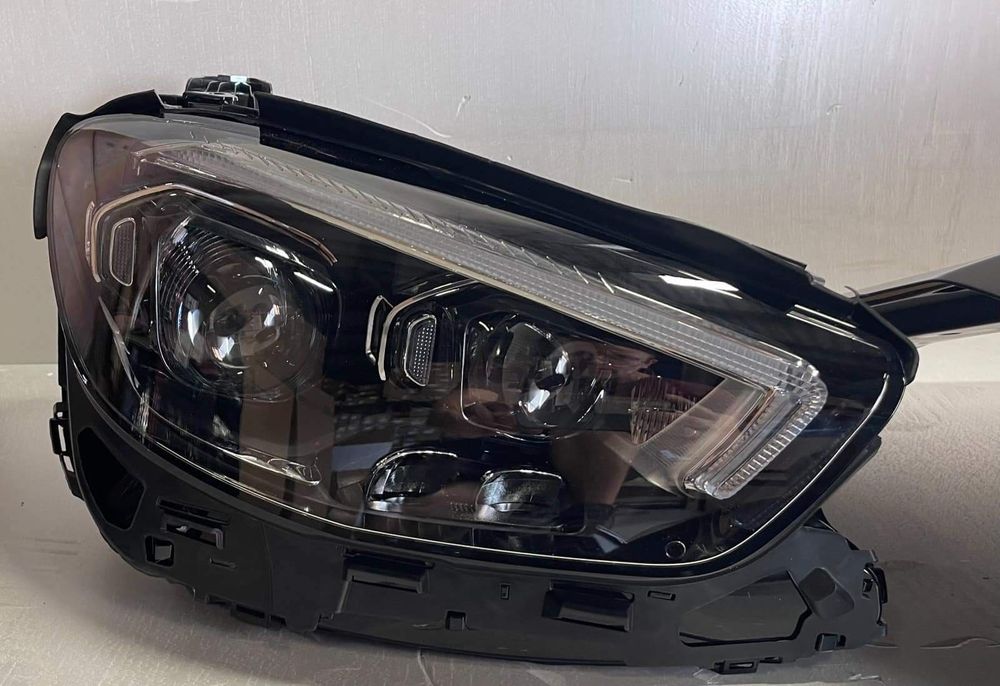 Mercedes W213 facelift E63AMG пакет фарове стопове капак броня решетка