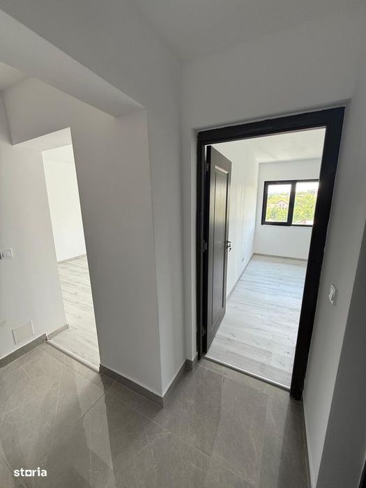 Bloc 2021- Rediu 2 camere Decomandat- 50 mp - etaj 3- 72000 euro