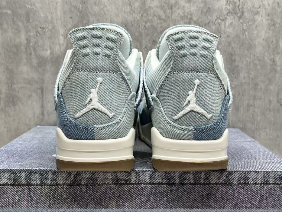 Оригинални мъжки маратонки Nike Air Jordan 4 Retro Worn Blue