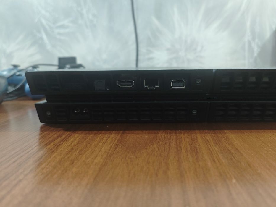 Playstation 4 Fat