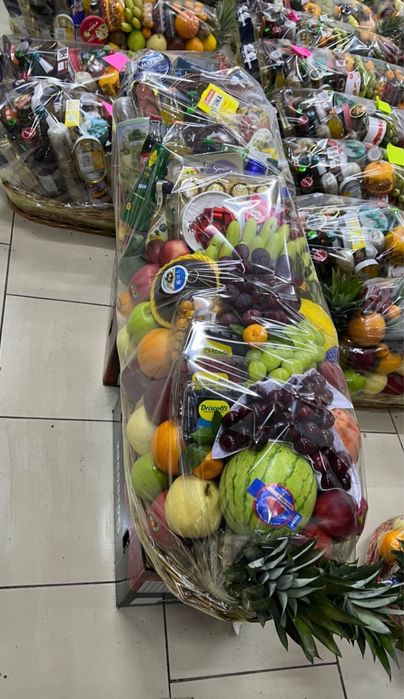 Mevali Savatlar Фруктовые подарочные корзины