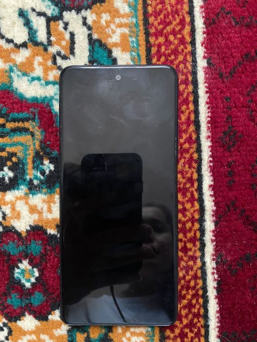 продаю Infinix Hot 30