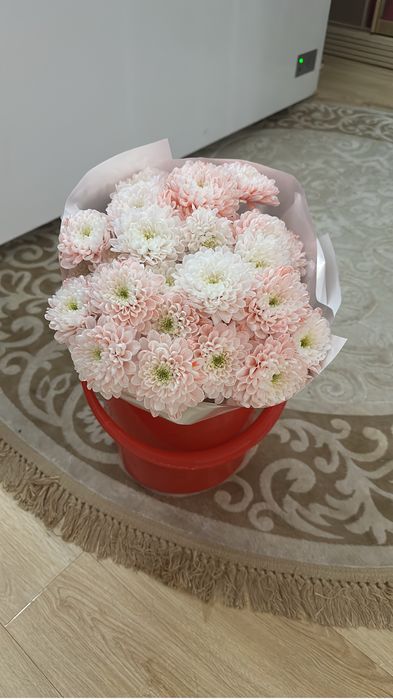 Продаи букет цветоа